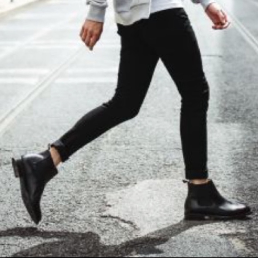 Quero Men’s Black Leather Chelsea Boots Size 8